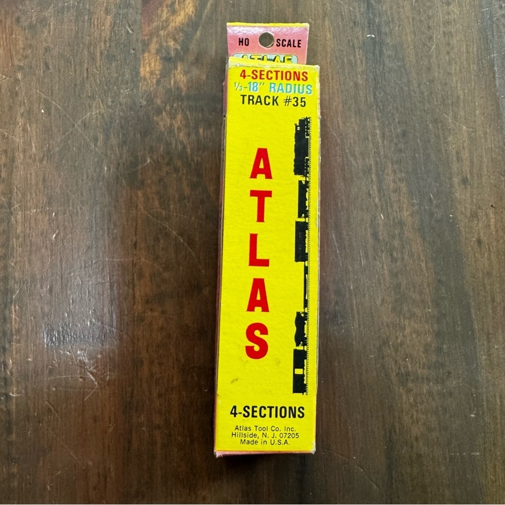 Atlas HO Scale Track 4 Sections Track #35 1/3-18” Radius NOS Vintage USA Made